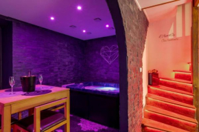 L'AppartOsé, triplex jacuzzi, love room Aix-les-Bains